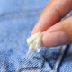 Jak usunąć gumę do żucia z ubrania?